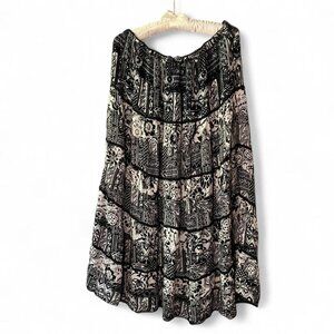 Dress Barn Boho Paisley Floral Abstract Patchwork Black & White Tiered Skirt